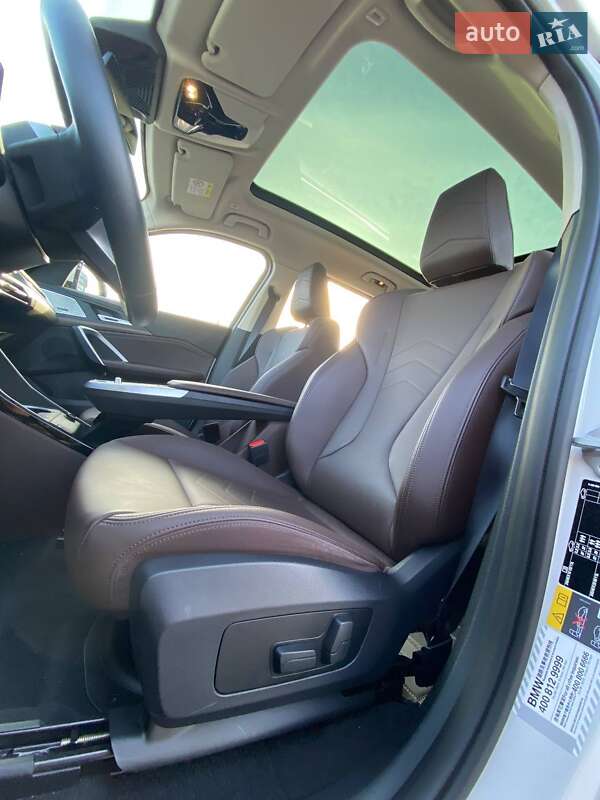 Внедорожник / Кроссовер BMW iX1 2023 в Мукачево