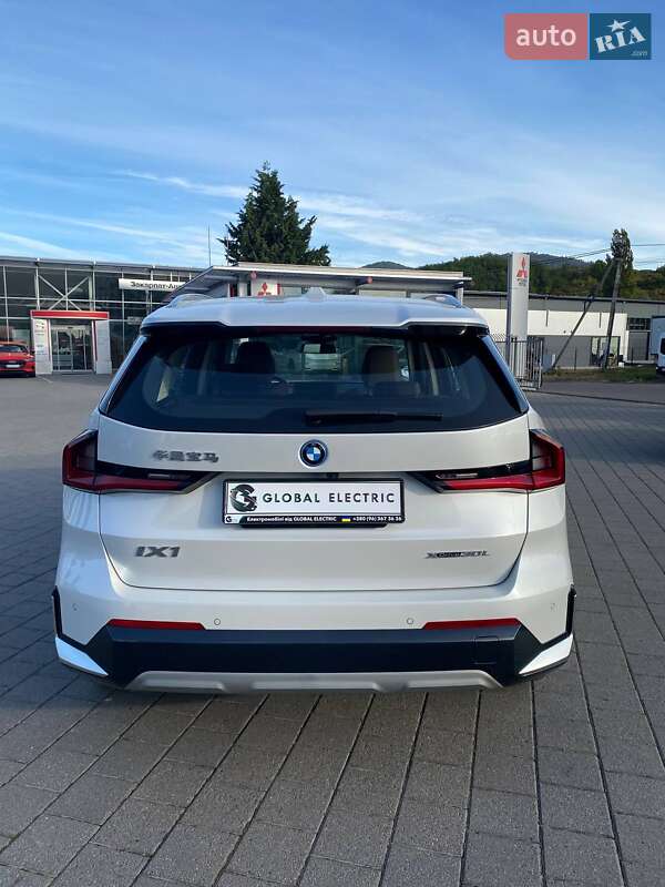 Внедорожник / Кроссовер BMW iX1 2023 в Мукачево