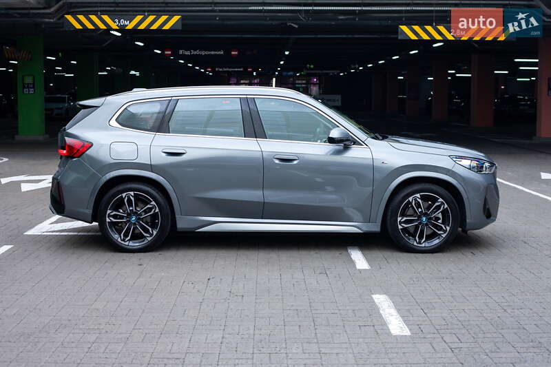Внедорожник / Кроссовер BMW iX1 2023 в Киеве