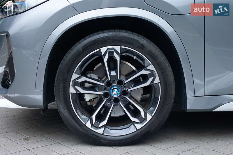 Внедорожник / Кроссовер BMW iX1 2023 в Киеве