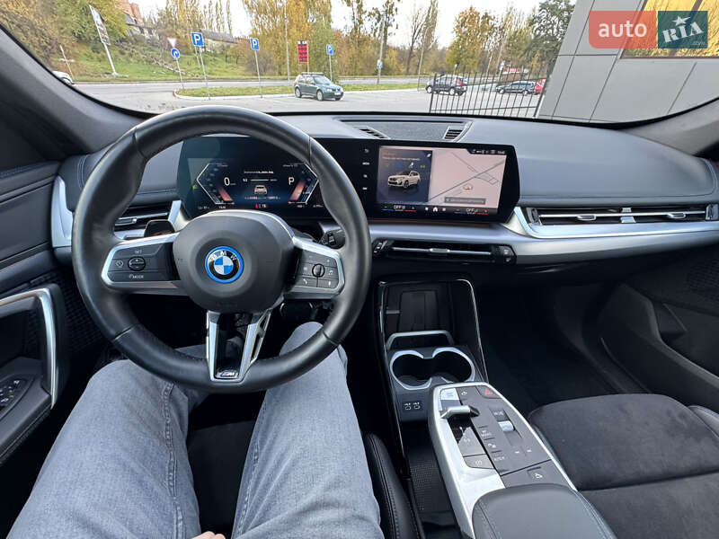 Позашляховик / Кросовер BMW iX1 2024 в Рівному фото 11 Позашляховик / Кросовер BMW iX1 2024 в Рівному