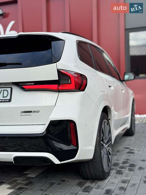 Позашляховик / Кросовер BMW iX1 2022 в Львові фото 9 Позашляховик / Кросовер BMW iX1 2022 в Львові