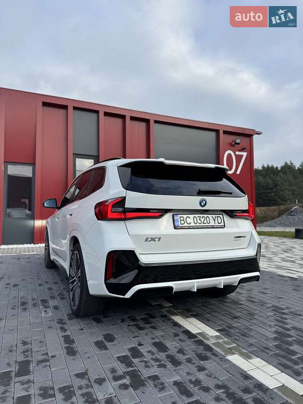 Позашляховик / Кросовер BMW iX1 2022 в Львові фото 10 Позашляховик / Кросовер BMW iX1 2022 в Львові