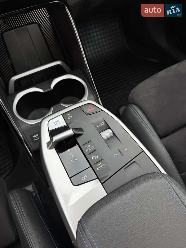 Позашляховик / Кросовер BMW iX1 2022 в Львові фото 21 Позашляховик / Кросовер BMW iX1 2022 в Львові