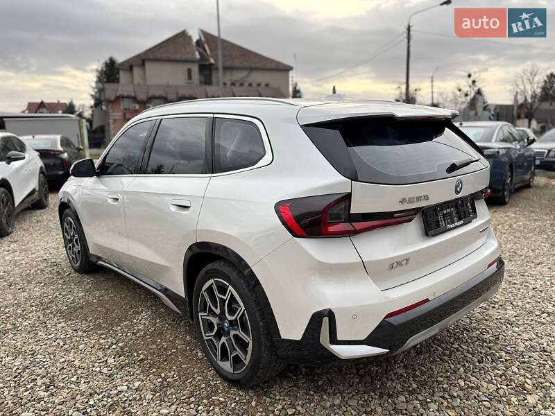 Позашляховик / Кросовер BMW iX1 2023 в Стрию