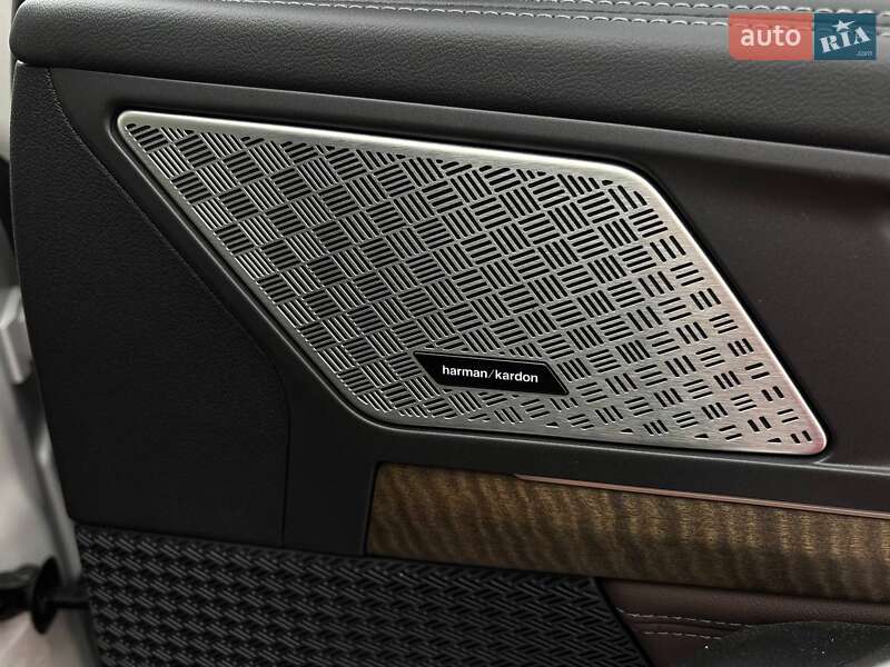 Позашляховик / Кросовер BMW iX1 2023 в Стрию