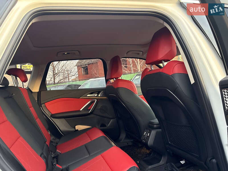 Внедорожник / Кроссовер BMW iX1 2023 в Киеве