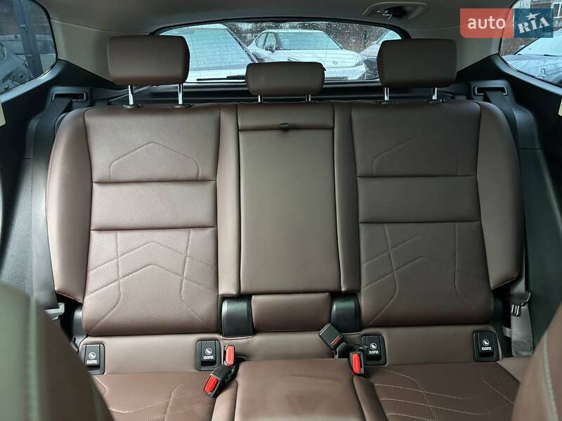 Позашляховик / Кросовер BMW iX1 2023 в Стрию