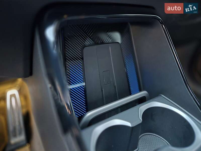 Внедорожник / Кроссовер BMW iX1 2025 в Одессе