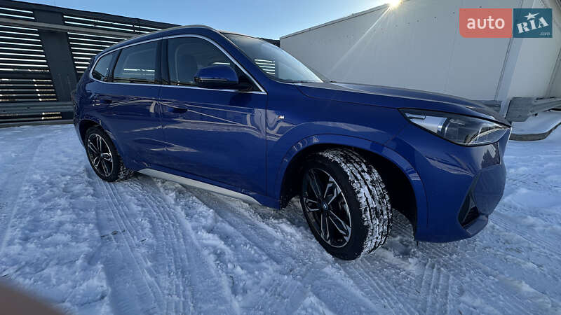 Позашляховик / Кросовер BMW iX1 2024 в Києві фото 14 Позашляховик / Кросовер BMW iX1 2024 в Києві