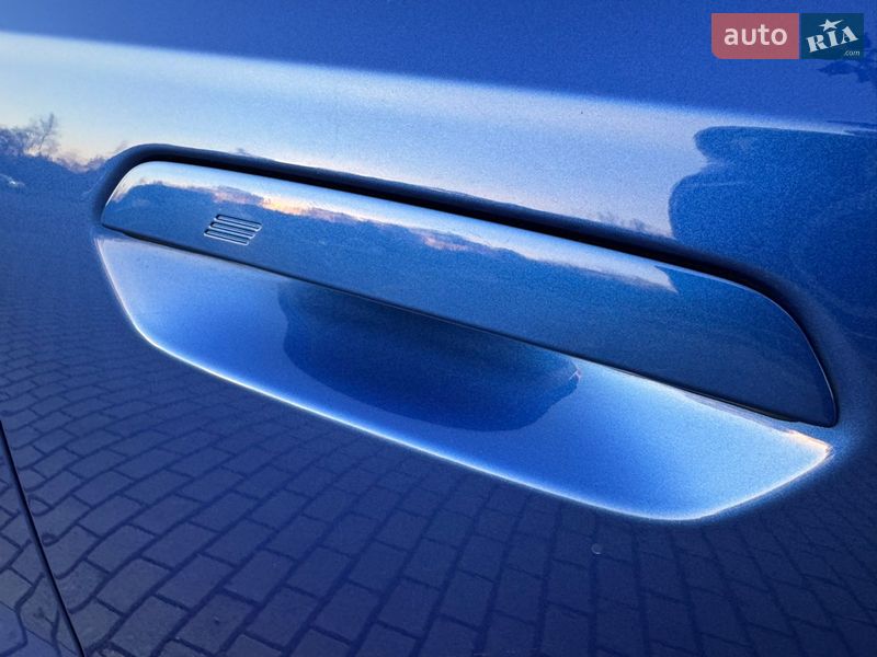 Внедорожник / Кроссовер BMW iX1 2023 в Львове