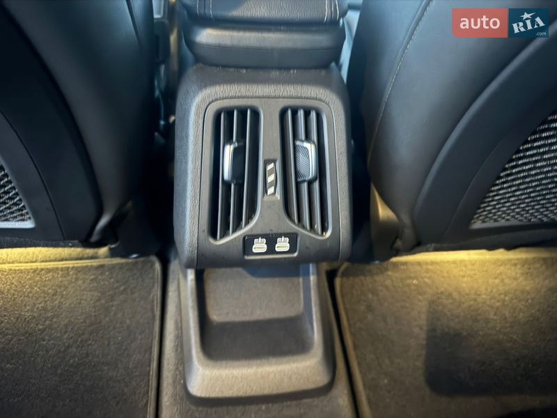 Внедорожник / Кроссовер BMW iX1 2023 в Львове