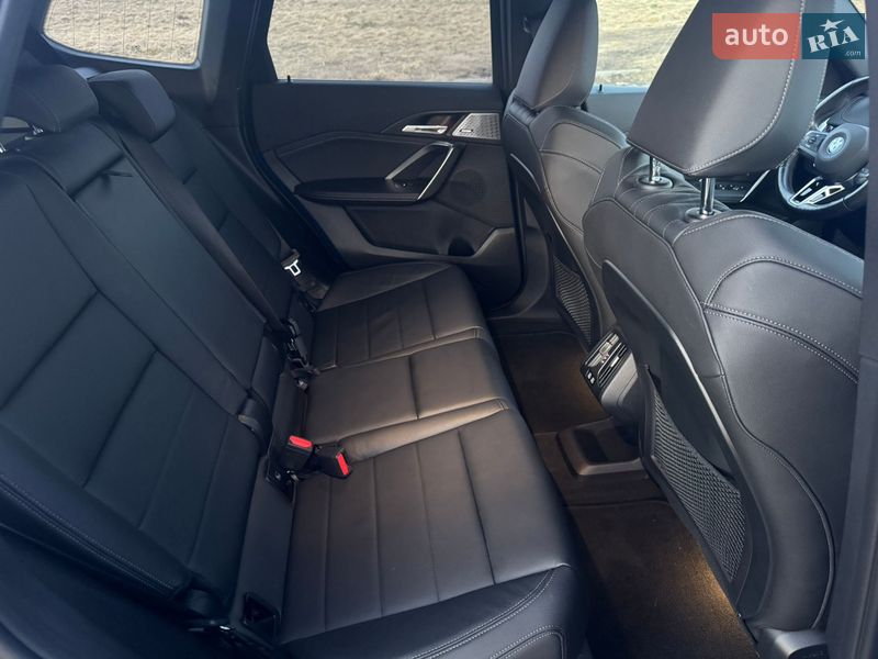 Внедорожник / Кроссовер BMW iX1 2023 в Львове