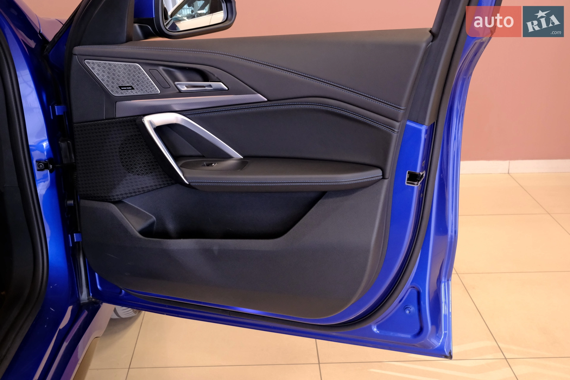 2024 BMW iX1 - мініатюра 44
