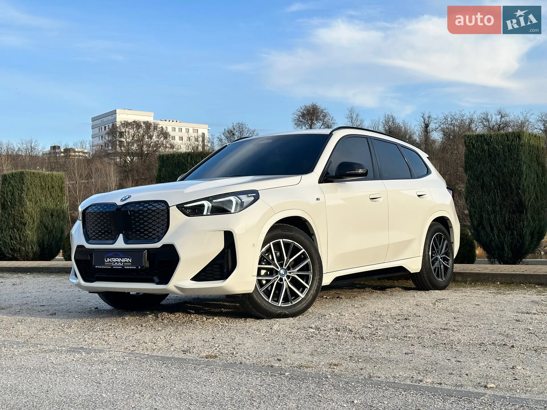 2024 BMW iX1 - мініатюра 2