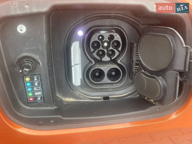 Внедорожник / Кроссовер BMW iX1 2024 в Киеве