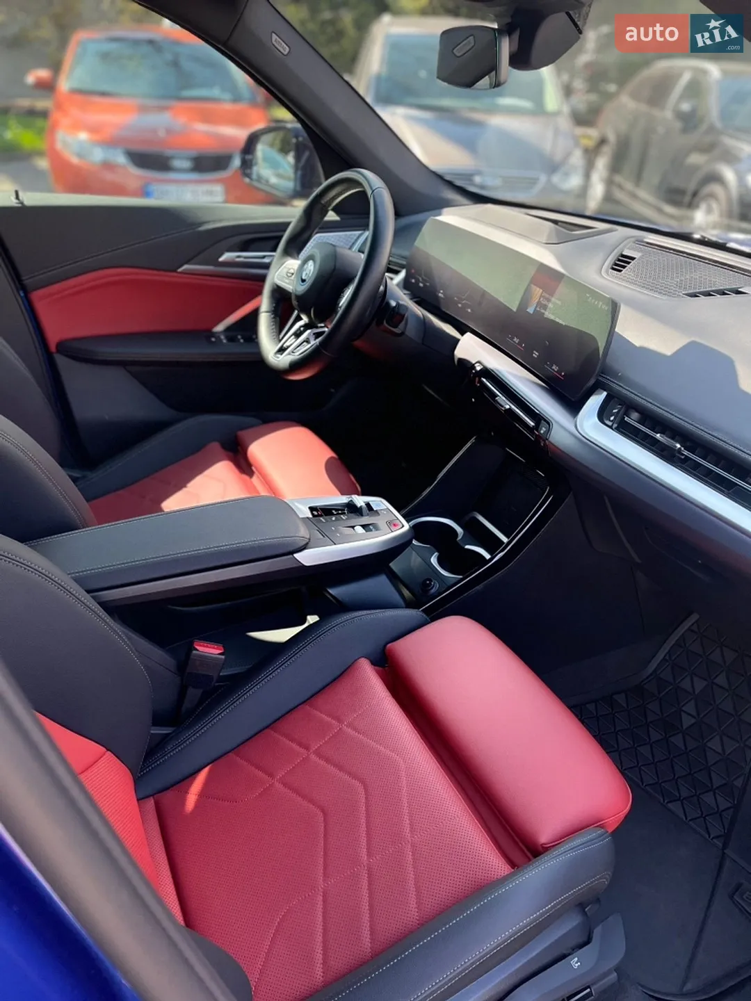 2023 BMW iX1 - мініатюра 15