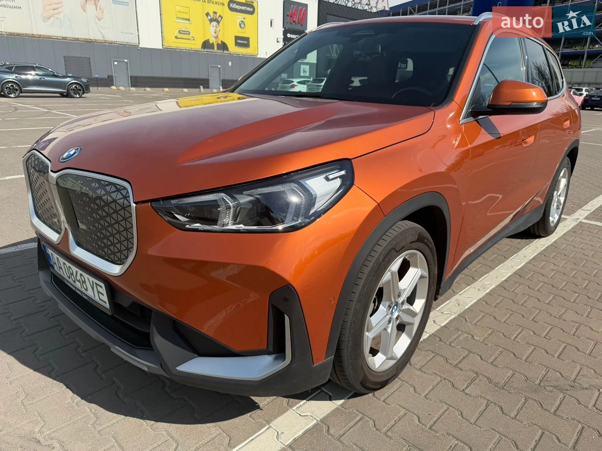 2024 BMW iX1 - мініатюра 3