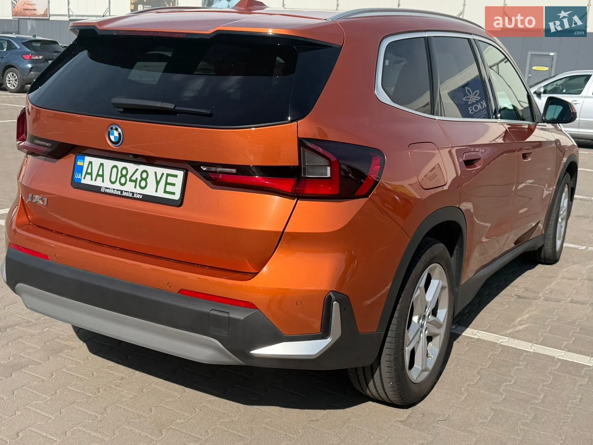 2024 BMW iX1 - мініатюра 7