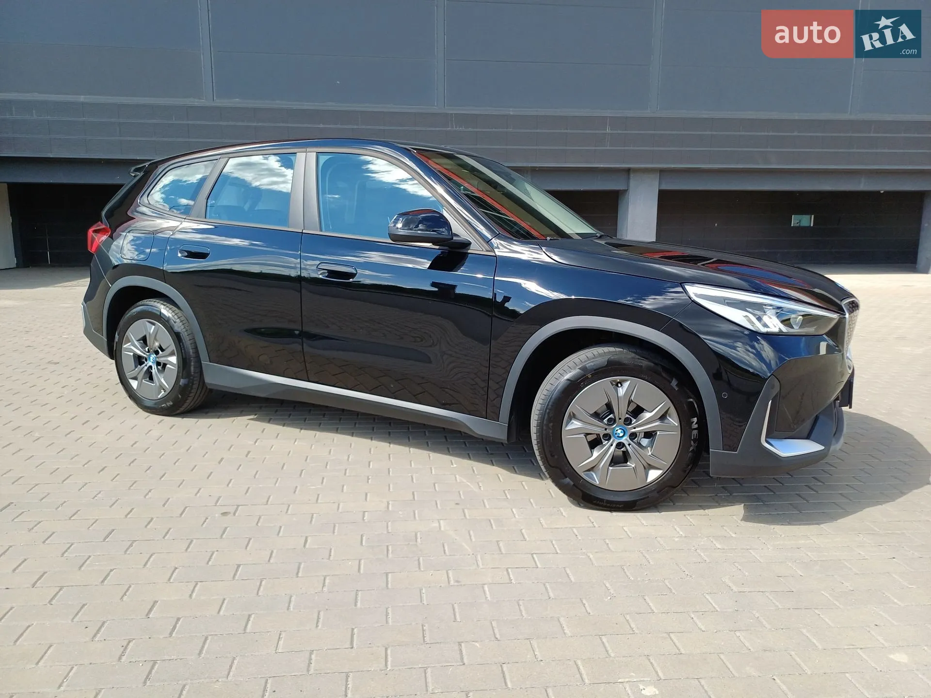 2024 BMW iX1 - мініатюра 4