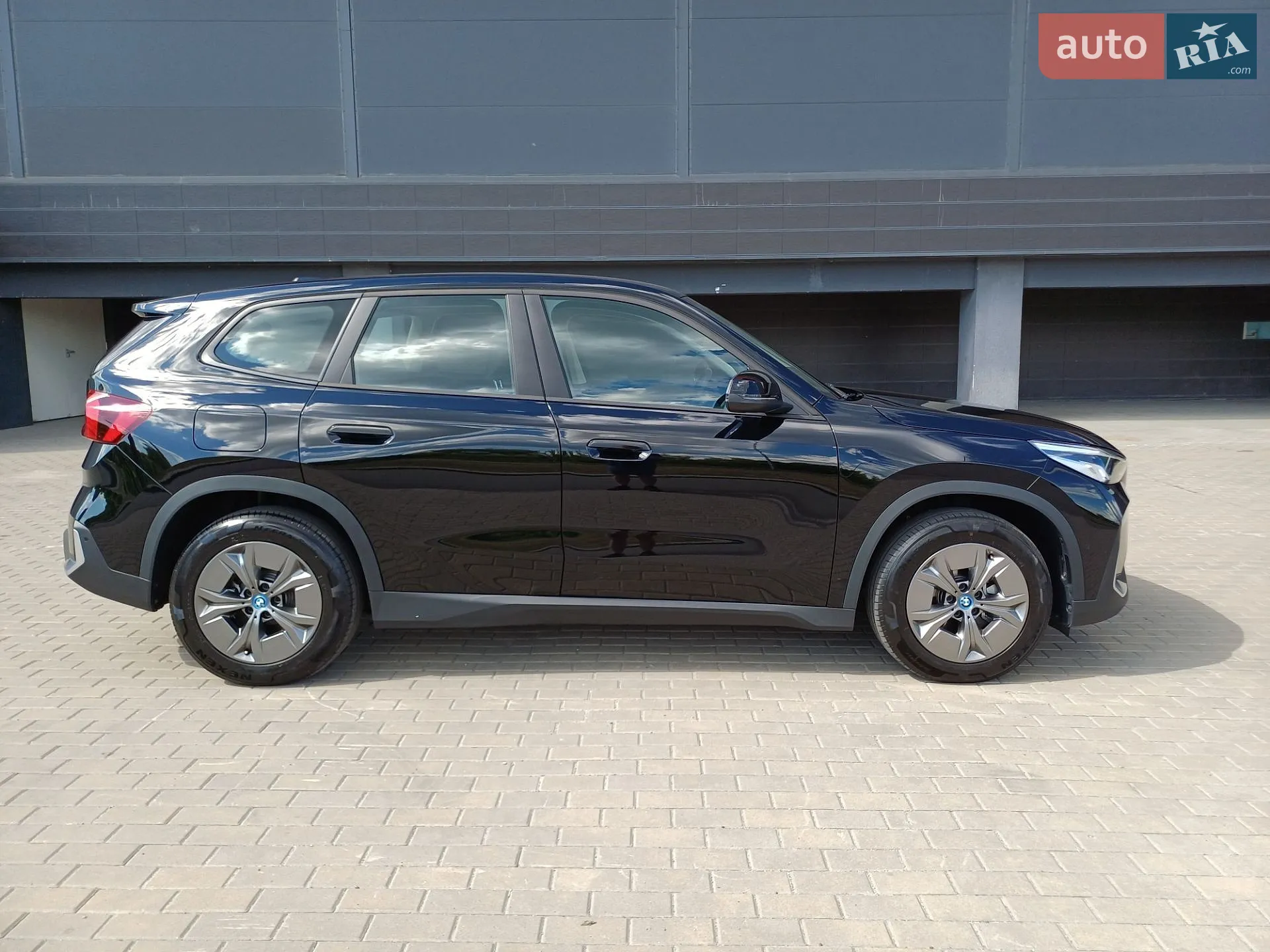 2024 BMW iX1 - мініатюра 5