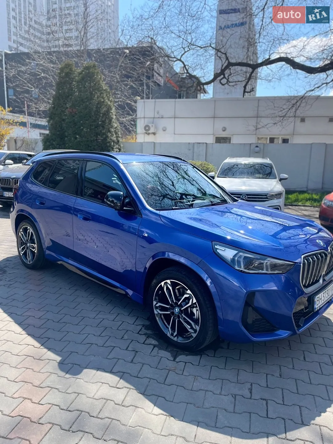 2023 BMW iX1 - мініатюра 4