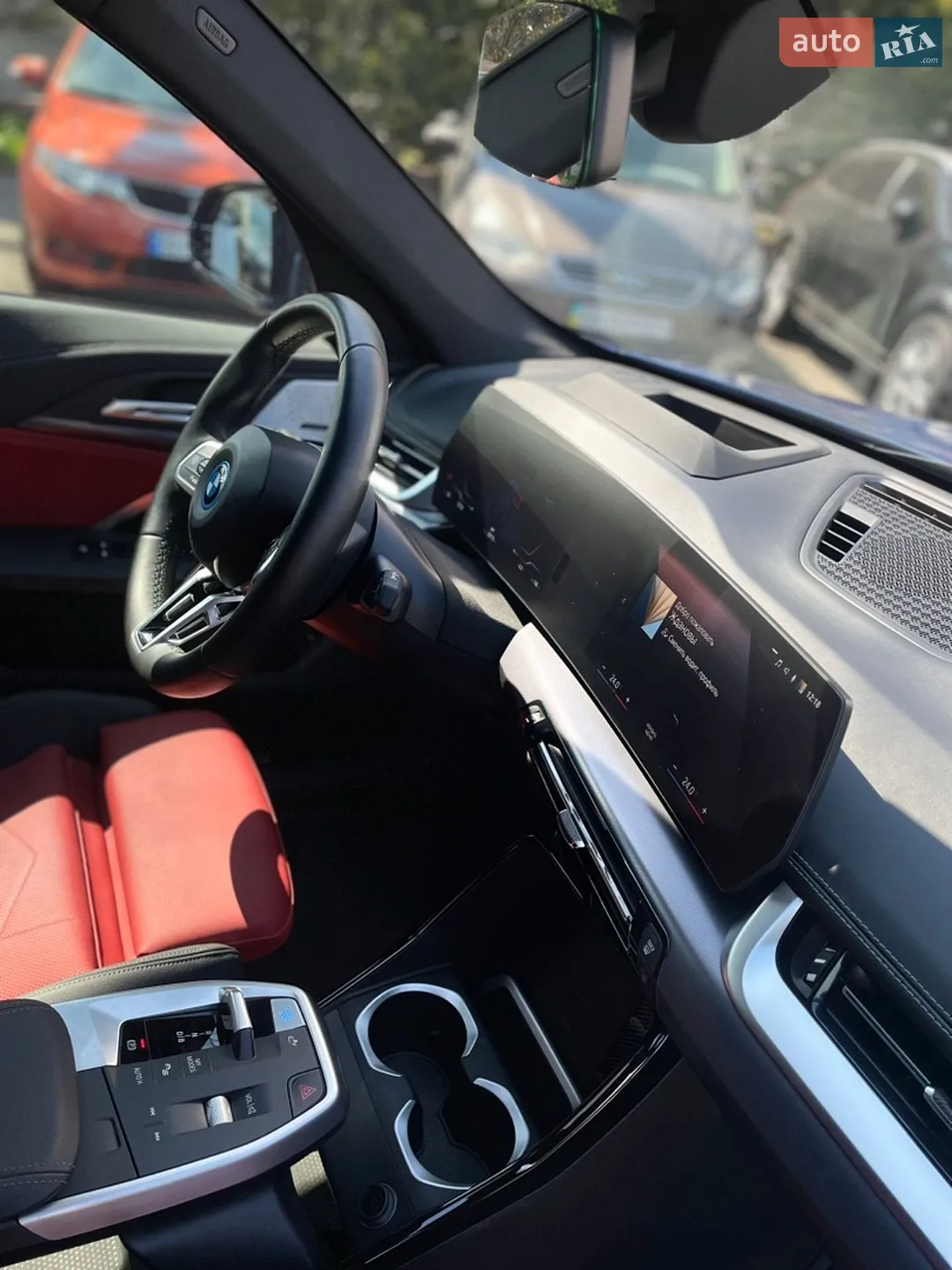 2023 BMW iX1 - мініатюра 16