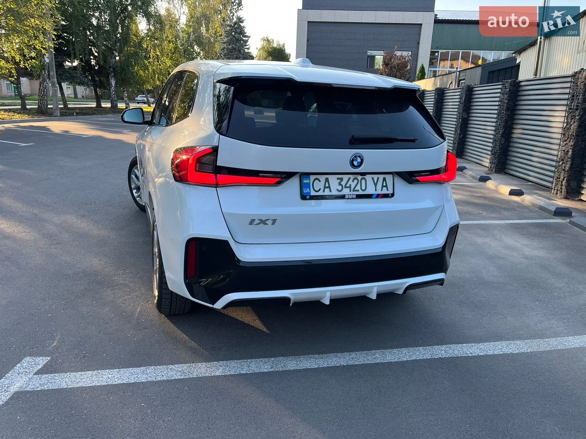 2024 BMW iX1 - мініатюра 5