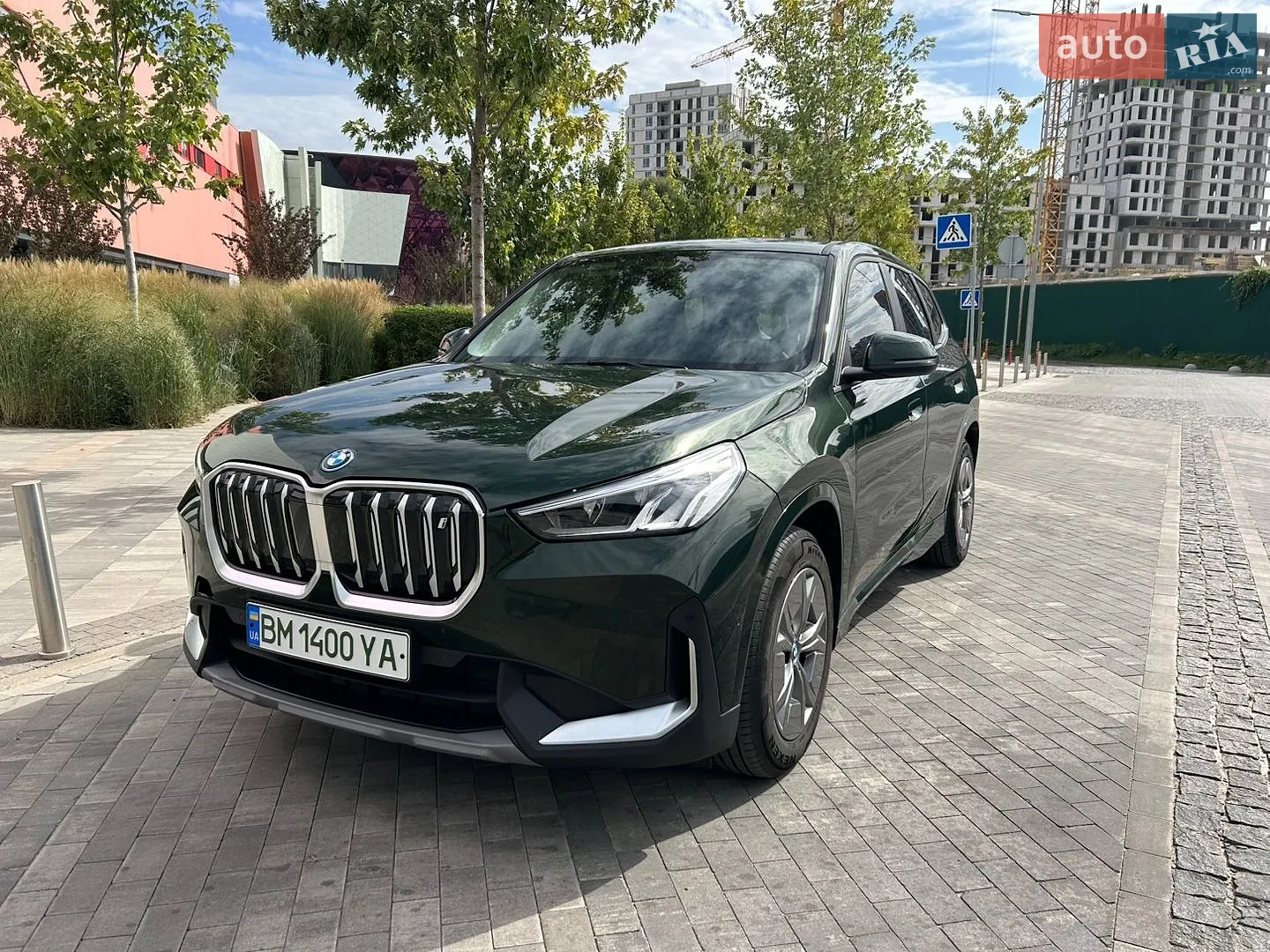 2023 BMW iX1 - фото 1