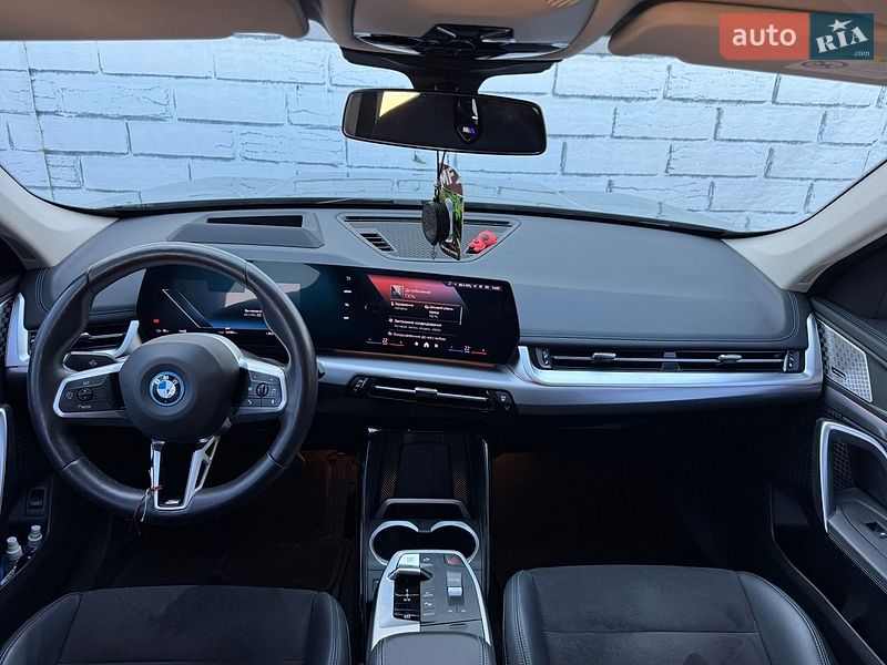 Внедорожник / Кроссовер BMW iX1 2023 в Киеве