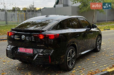 Внедорожник / Кроссовер BMW iX2 2024 в 