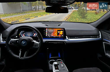 Внедорожник / Кроссовер BMW iX2 2024 в 