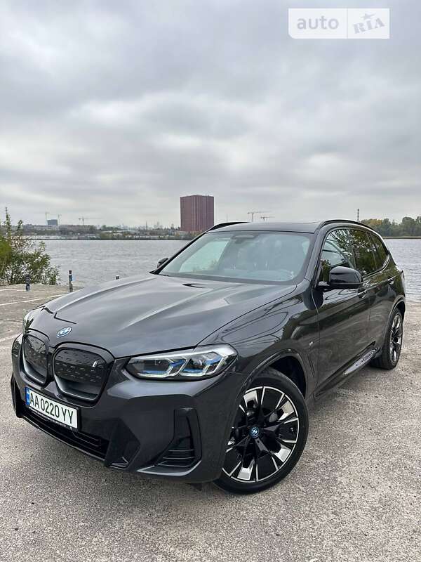 Позашляховик / Кросовер BMW iX3 2021 в Києві