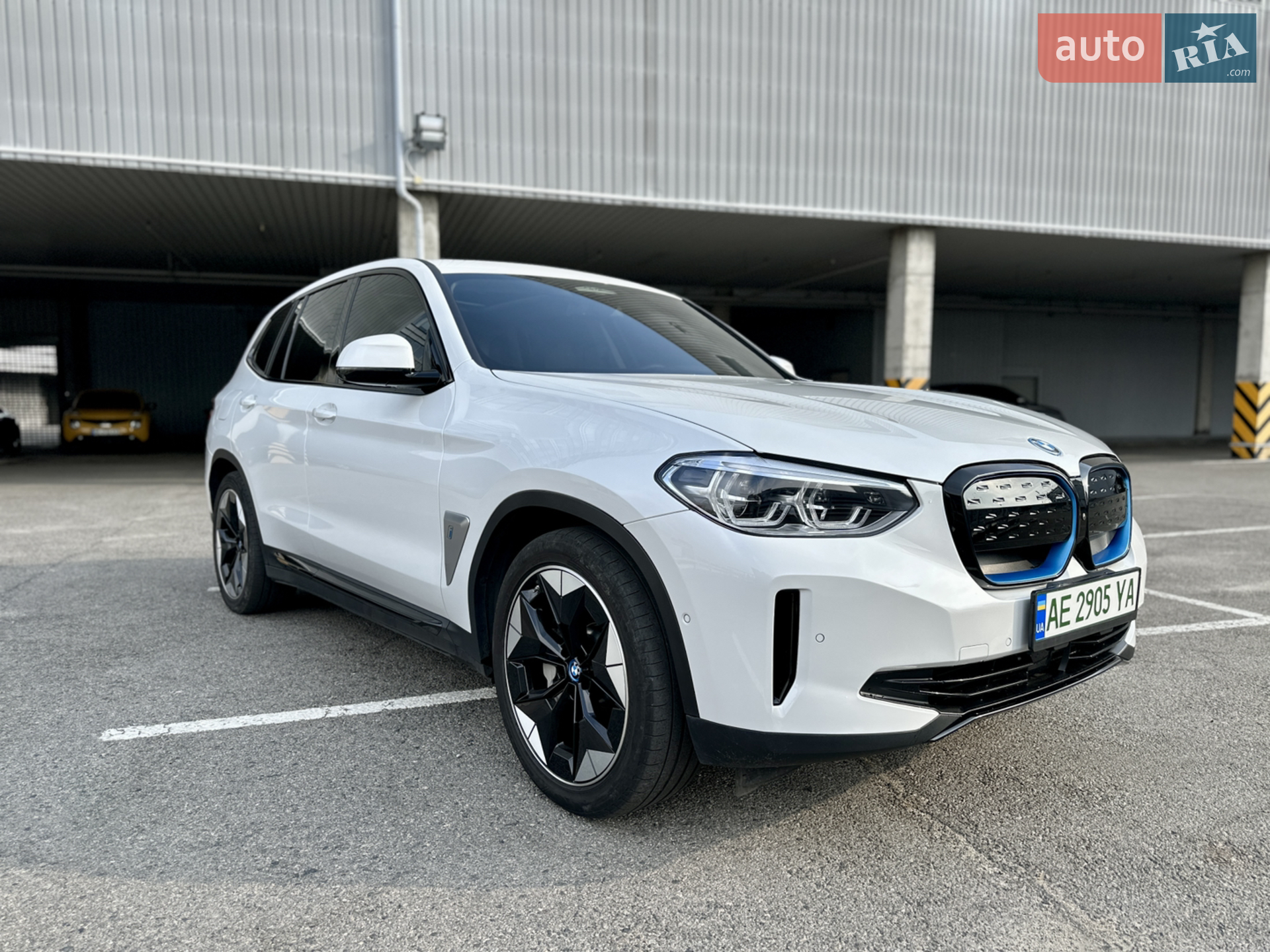 2021 BMW iX3 - мініатюра 3