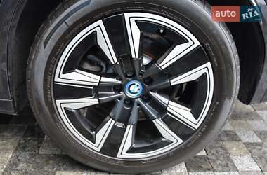 Внедорожник / Кроссовер BMW iX3 2021 в 