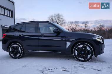 Внедорожник / Кроссовер BMW iX3 2021 в Бориславе