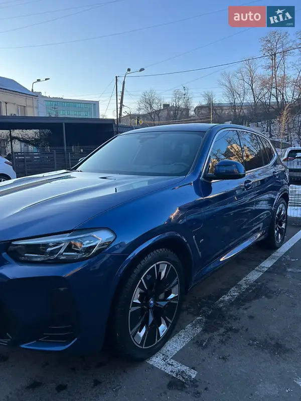 BMW iX3 2022
