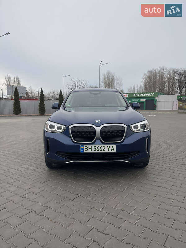 Внедорожник / Кроссовер BMW iX3 2021 в Одессе
