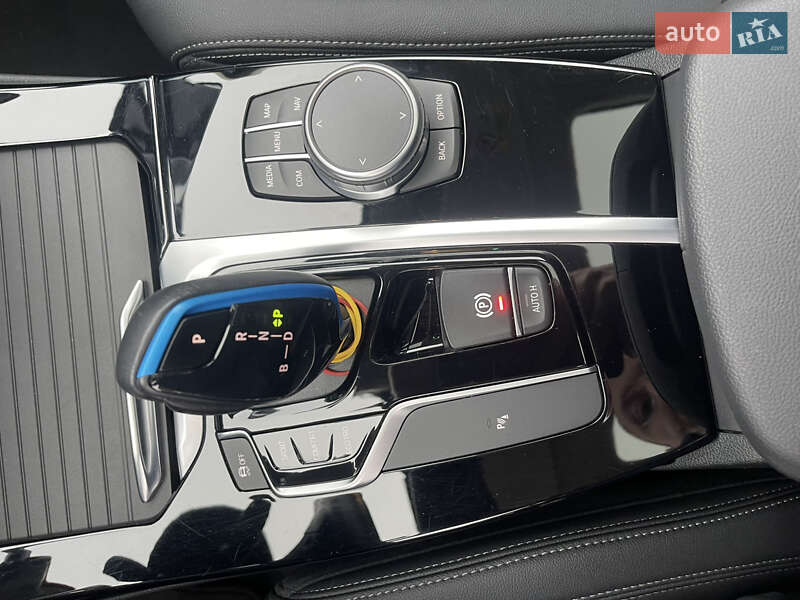 Внедорожник / Кроссовер BMW iX3 2021 в Одессе