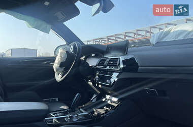 Внедорожник / Кроссовер BMW iX3 2021 в 