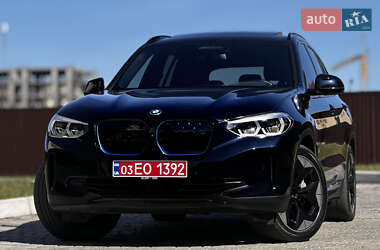 Позашляховик / Кросовер BMW iX3 2021 в 