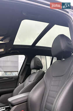 Позашляховик / Кросовер BMW iX3 2021 в 