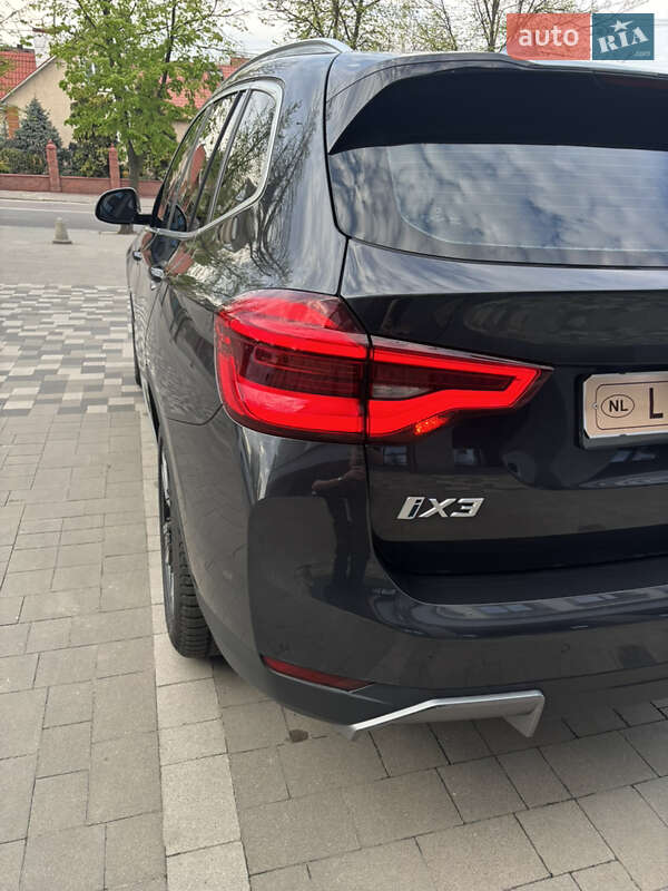 Внедорожник / Кроссовер BMW iX3 2022 в Ровно