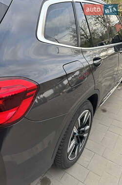 Внедорожник / Кроссовер BMW iX3 2022 в Ровно