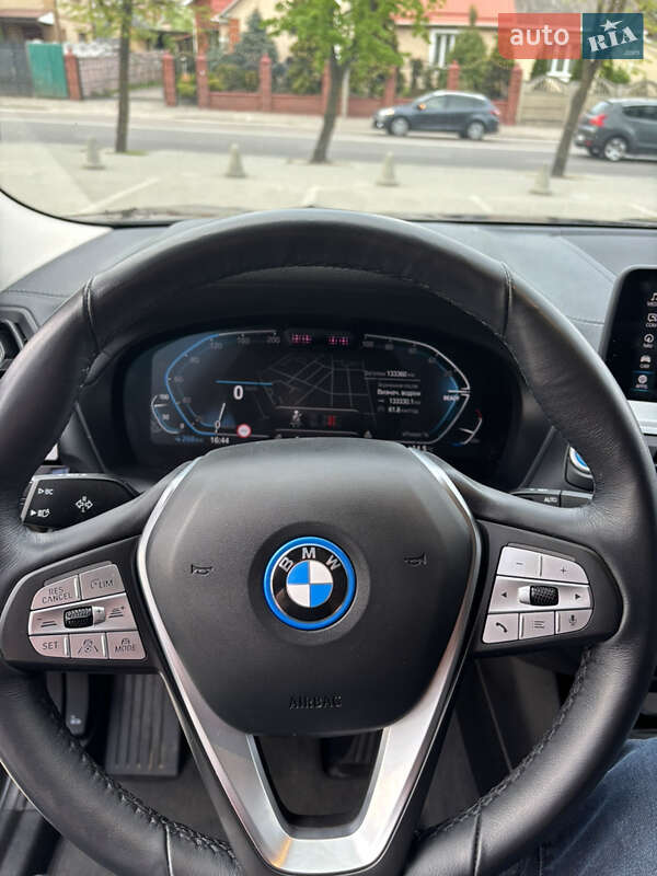Внедорожник / Кроссовер BMW iX3 2022 в Ровно