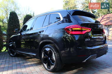 Позашляховик / Кросовер BMW iX3 2021 в 