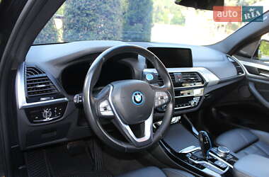 Позашляховик / Кросовер BMW iX3 2021 в 