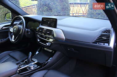 Позашляховик / Кросовер BMW iX3 2021 в 