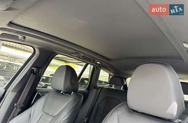 Внедорожник / Кроссовер BMW iX3 2021 в 