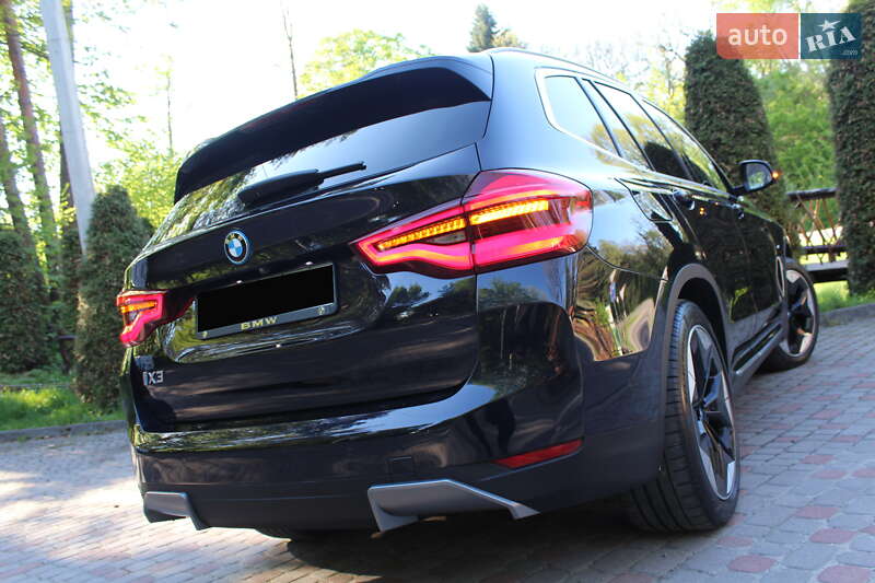 Внедорожник / Кроссовер BMW iX3 2021 в Трускавце